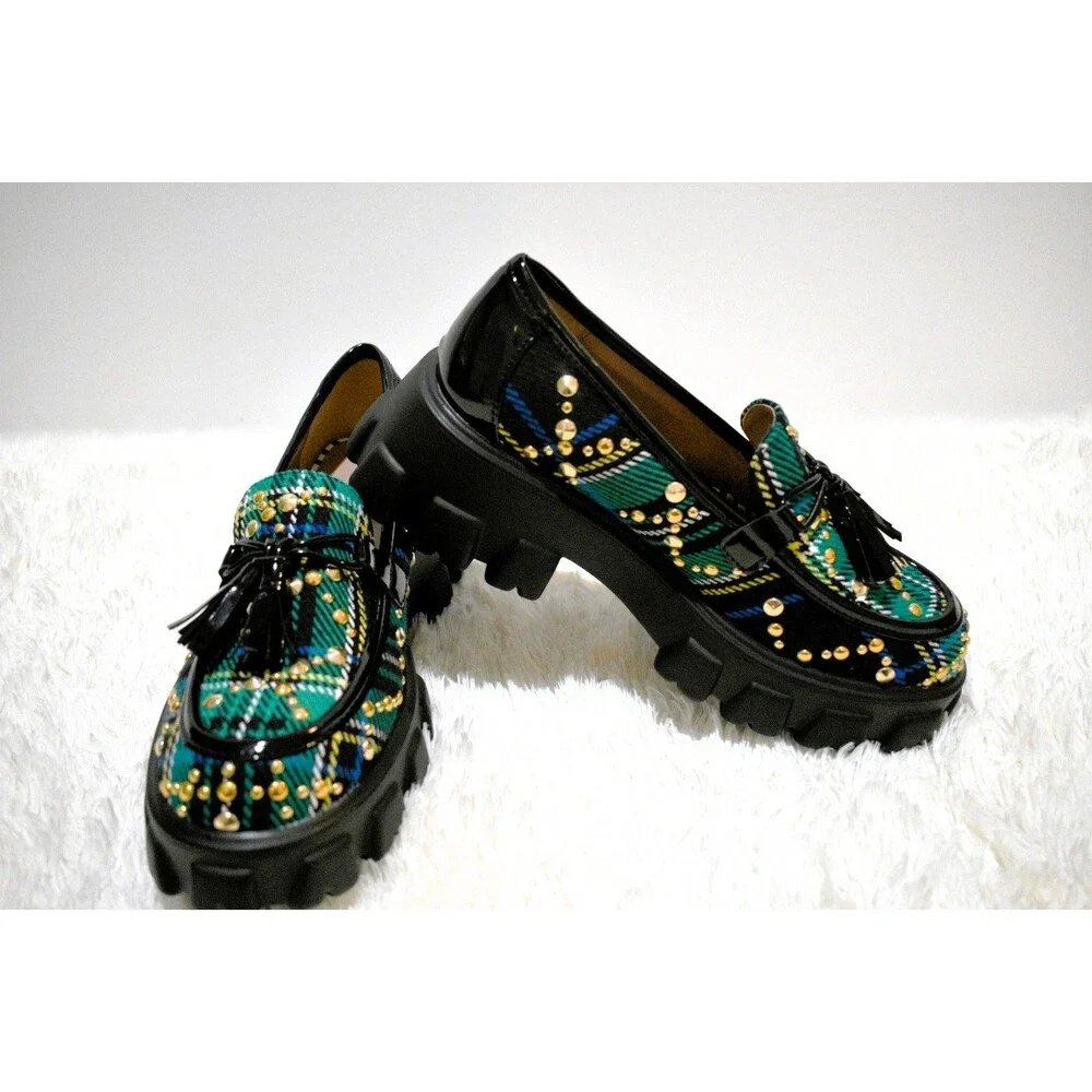 Betsey Johnson Aleah Green Plaid Studded Tassel (3163) Loafers - Women's 6.5